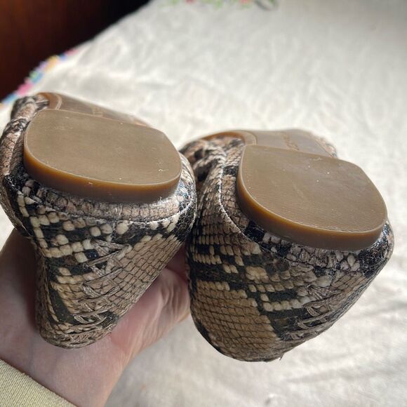 Lucky Brand size 9M reptile print ballet flats. - Picture 8 of 10